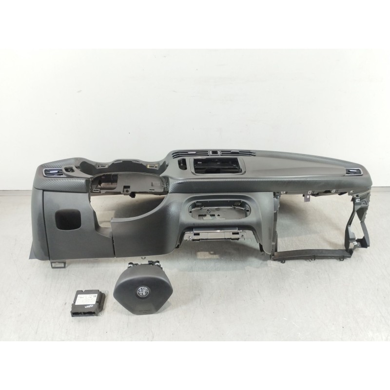 Recambio de kit airbag para alfa romeo giulietta (940_) 1.4 bifuel (940fxa1a, 940fxt1a) referencia OEM IAM  01561302970 5056832