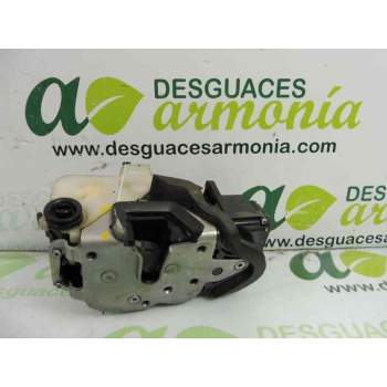 CERRADURA PUERTA TRASERA DERECHA 13578025 