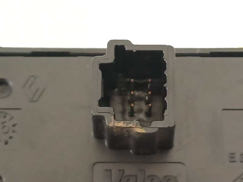 Recambio de warning para opel vivaro b kasten/combi combi l1 2.7t referencia OEM IAM 252100622R  