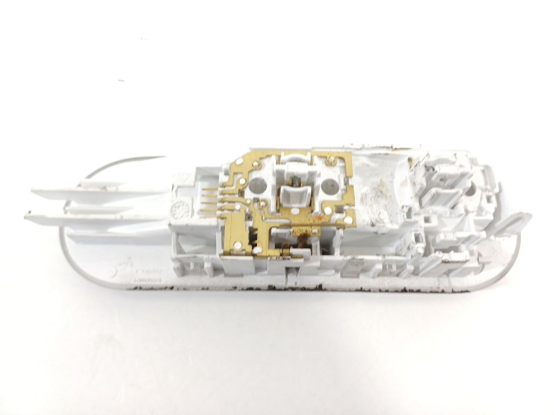 Recambio de luz interior para opel vivaro b kasten/combi combi l1 2.7t referencia OEM IAM 8200439421  