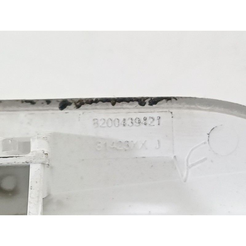 Recambio de luz interior para opel vivaro b kasten/combi combi l1 2.7t referencia OEM IAM 8200439421  