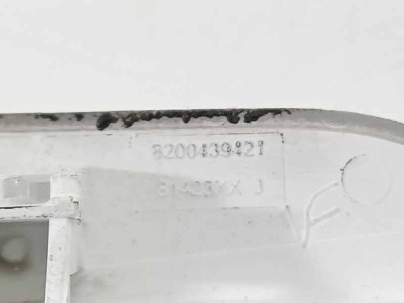 Recambio de luz interior para opel vivaro b kasten/combi combi l1 2.7t referencia OEM IAM 8200439421  