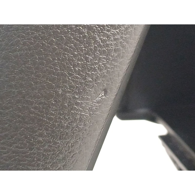 Recambio de apoyabrazos central para ford focus turn. st-line b&r referencia OEM IAM 1427435XCB F1EBA045C74AG358 2001559