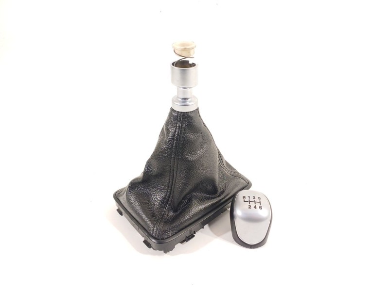 Recambio de pomo palanca cambio para ford focus turn. st-line b&r referencia OEM IAM F1FR7217CKA  