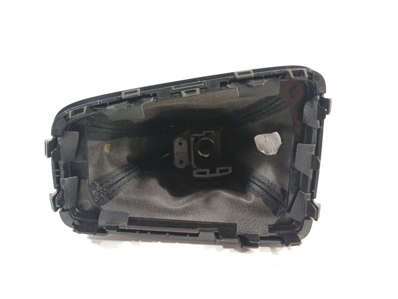 Recambio de pomo palanca cambio para ford focus turn. st-line b&r referencia OEM IAM F1FR7217CKA  