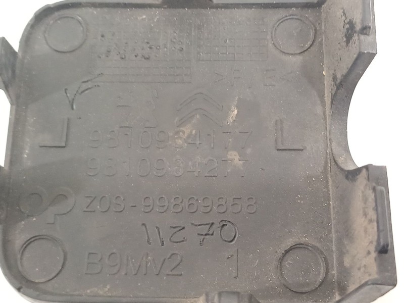 Recambio de tapa paragolpes para citroën berlingo station wagon feel referencia OEM IAM 9810964177  