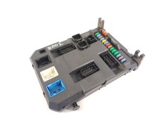 Recambio de caja reles / fusibles para peugeot 207 confort referencia OEM IAM 9664983080  
