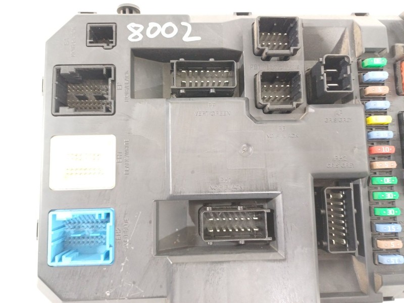 Recambio de caja reles / fusibles para peugeot 207 confort referencia OEM IAM 9664983080  