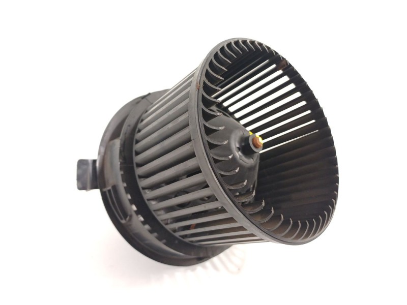 Recambio de ventilador calefaccion para peugeot 207 confort referencia OEM IAM 6441V5  N102992G056M