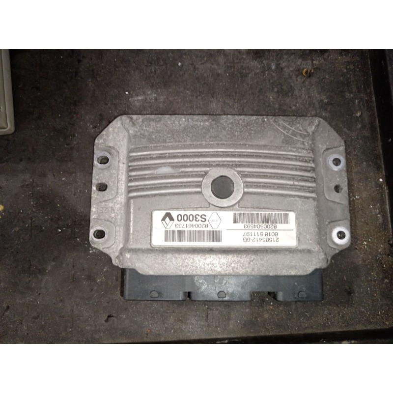 Recambio de centralita motor uce para renault clio iii confort dynamique referencia OEM IAM   