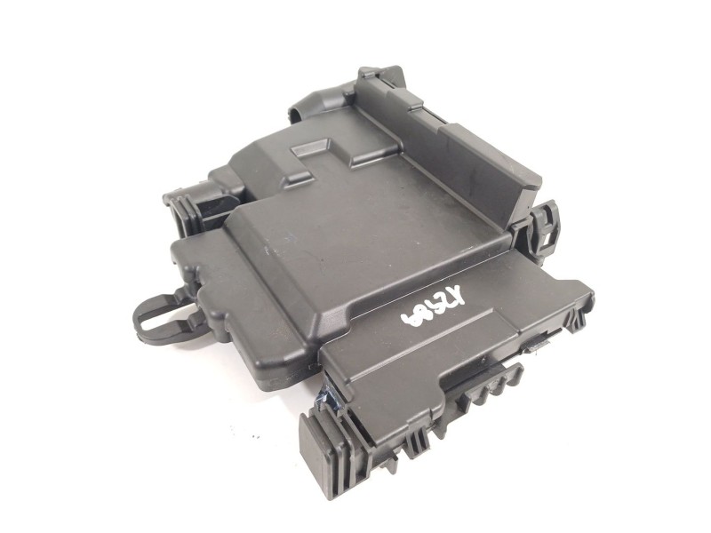 Recambio de caja reles / fusibles para volvo xc60 inscription 2wd referencia OEM IAM 30659092   Recambio de caja reles / fusibles para volvo xc60 inscription 2wd referencia OEM IAM 30659092