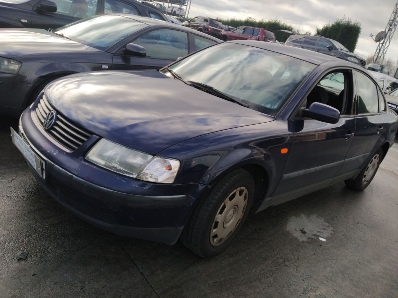 volkswagen passat b2 (32b) del año 2000