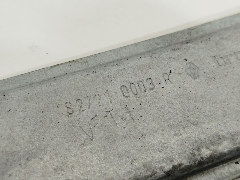 Recambio de elevalunas trasero izquierdo para renault megane iii berlina 5 p dynamique referencia OEM IAM 827210003R  827310185R