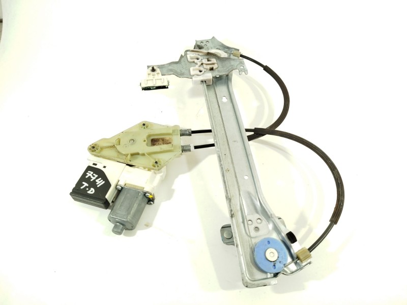 Recambio de elevalunas trasero derecho para renault megane iii berlina 5 p dynamique referencia OEM IAM 827200003R  827306548R