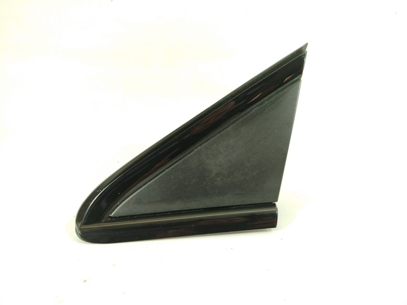 Recambio de moldura para mercedes-benz clase b (w247) 247 referencia OEM IAM A2476900000  