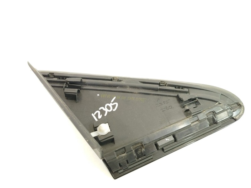 Recambio de moldura para mercedes-benz clase b (w247) 247 referencia OEM IAM A2476900000  