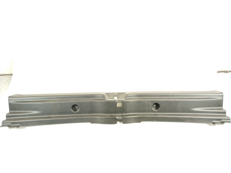 Recambio de moldura para mercedes-benz clase b (w247) 247 referencia OEM IAM A2476900100  