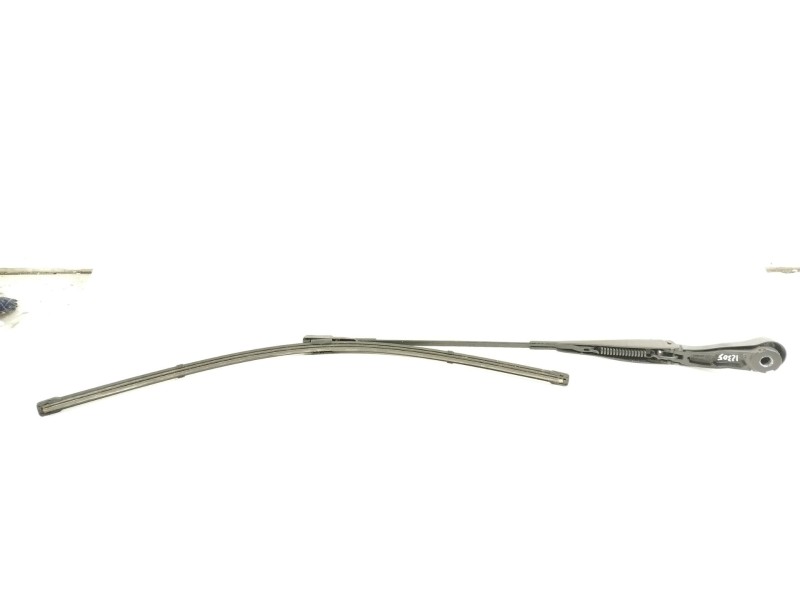 Recambio de brazo limpia delantero izquierdo para mercedes-benz clase b (w247) 247 referencia OEM IAM A2478204500  