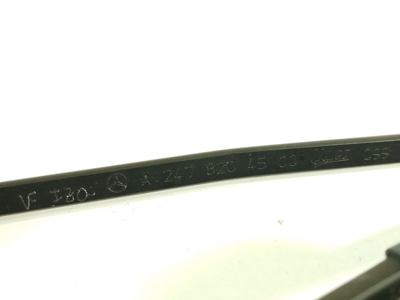 Recambio de brazo limpia delantero izquierdo para mercedes-benz clase b (w247) 247 referencia OEM IAM A2478204500  