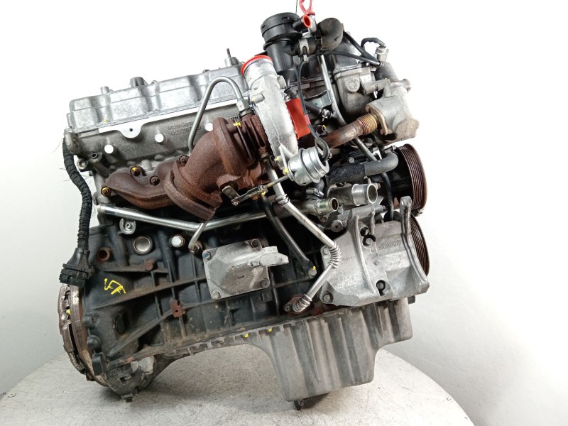 Recambio de motor completo para ssangyong rodius xdi referencia OEM IAM D27A  