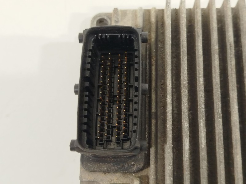 Recambio de centralita motor uce para opel combo tour 1.7 di 16v referencia OEM IAM 8973003271  12214089