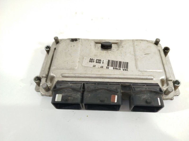 Recambio de centralita motor uce para citroën xsara (n1) 1.6 16v referencia OEM IAM 9638765980  0261206606