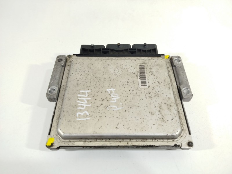 Recambio de centralita motor uce para peugeot 407 (6d_) 2.0 hdi (6drhha) referencia OEM IAM 9666557180  9666098180