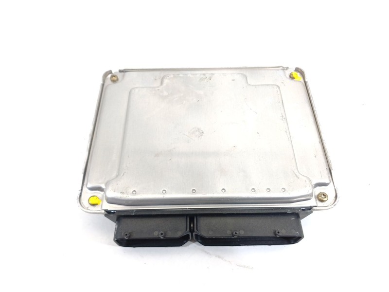 Recambio de centralita motor uce para audi a6 avant (4b5) 2.5 tdi referencia OEM IAM 4Z7907401B  0281010897