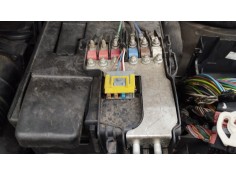 Recambio de caja reles / fusibles para citroën berlingo station wagon xtr referencia OEM IAM 9662286080  