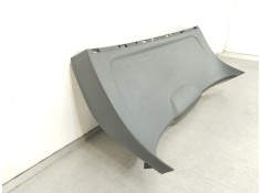 Recambio de molduras traseras para mercedes-benz clase b (w247) 247 referencia OEM IAM A2477402300   2