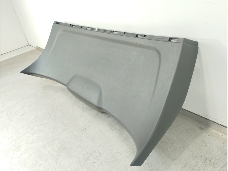 Recambio de molduras traseras para mercedes-benz clase b (w247) 247 referencia OEM IAM A2477402300  