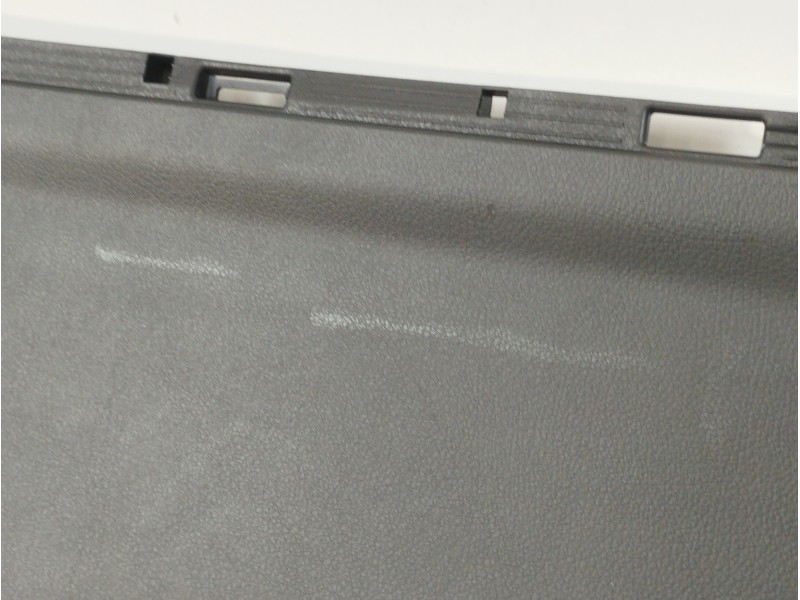 Recambio de molduras traseras para mercedes-benz clase b (w247) 247 referencia OEM IAM A2477402300  