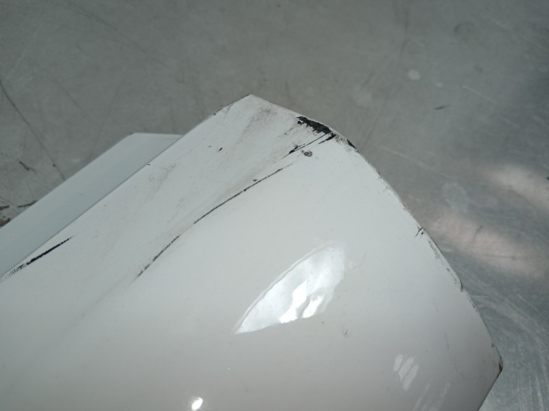 Recambio de faldon lateral para mercedes-benz clase b (w247) 247 referencia OEM IAM A1776908600  