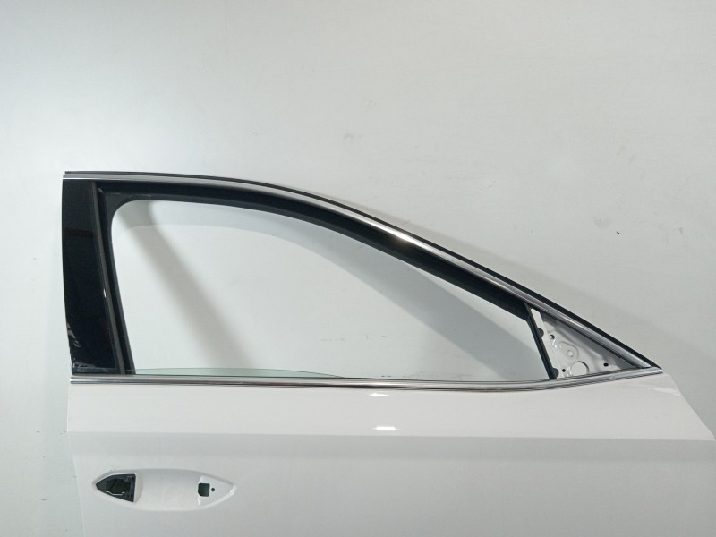 Recambio de puerta delantera derecha para skoda octavia combi (5e5) ambition referencia OEM IAM   