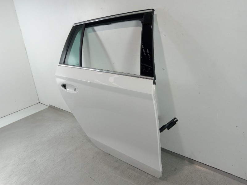 Recambio de puerta trasera derecha para skoda octavia combi (5e5) ambition referencia OEM IAM   