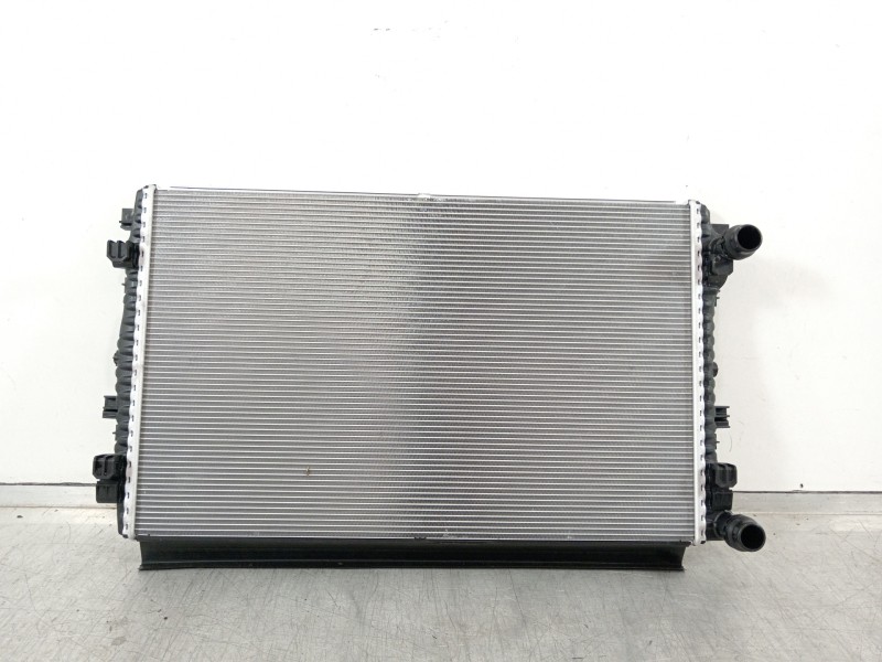 Recambio de radiador agua para skoda octavia combi (5e5) ambition referencia OEM IAM 5WA121251C  