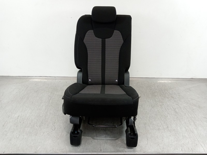 Recambio de asientos trasero derecho para kia sorento hev 2023 1.6 tci-gdi referencia OEM IAM   