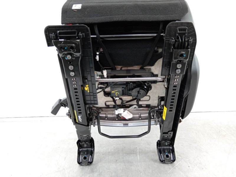 Recambio de asientos trasero derecho para kia sorento hev 2023 1.6 tci-gdi referencia OEM IAM   