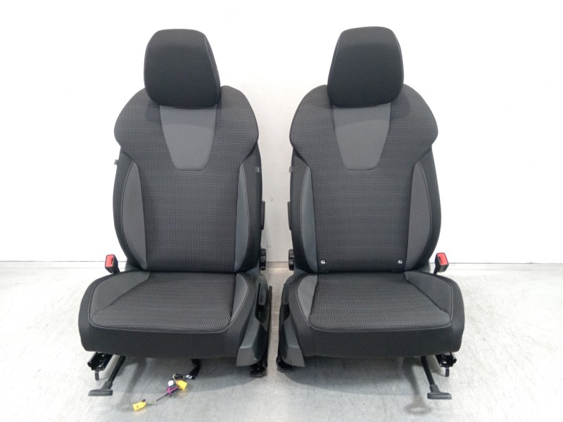 Recambio de juego asientos completo para skoda octavia combi (5e5) ambition referencia OEM IAM 5WA881106D 5WA881105D 5E3885375J