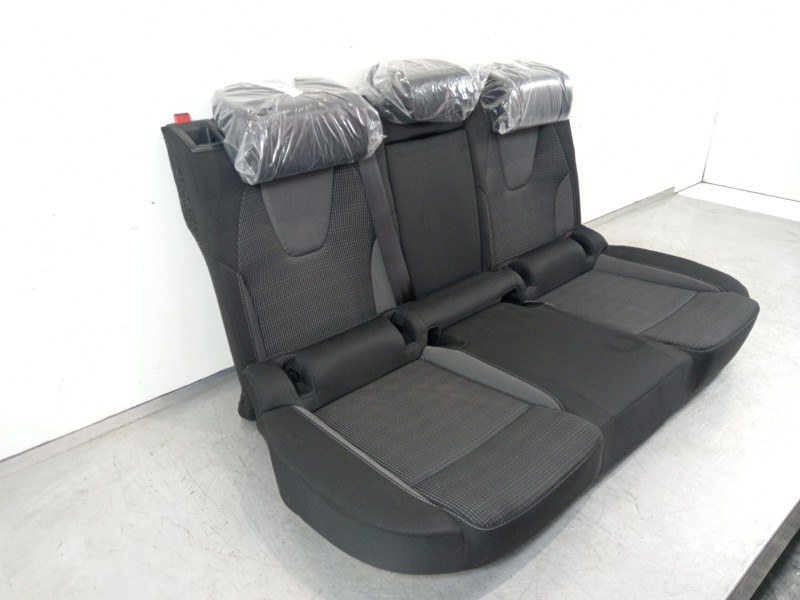 Recambio de juego asientos completo para skoda octavia combi (5e5) ambition referencia OEM IAM 5WA881106D 5WA881105D 5E3885375J