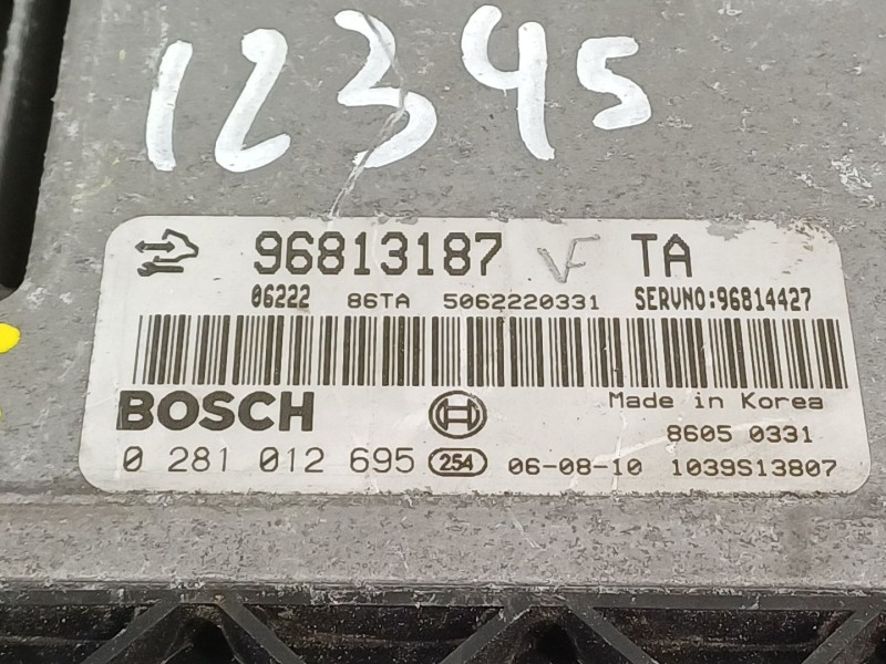 Recambio de centralita motor uce para chevrolet captiva 2.0 vcdi lt referencia OEM IAM 96813187 96814427 0281012695