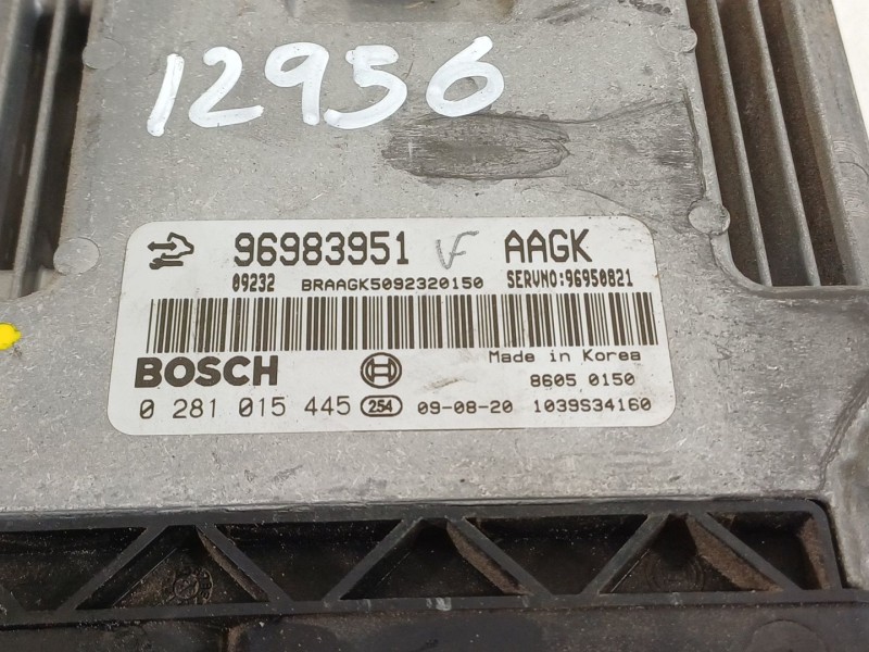 Recambio de centralita motor uce para chevrolet cruze lt referencia OEM IAM 96983951 96950821 0281015445