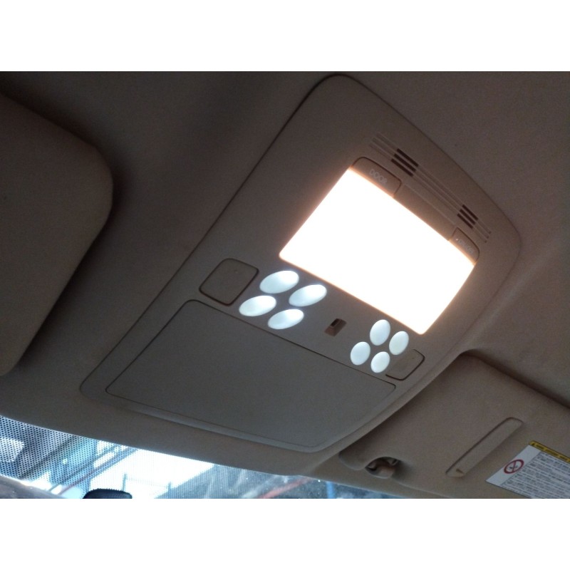 Recambio de luz interior para lexus is200 (gxe10) 2.0 luxury referencia OEM IAM   