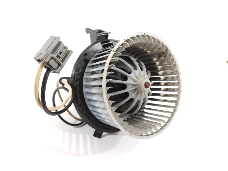 Recambio de ventilador calefaccion para opel astra j lim. enjoy referencia OEM IAM 25020139  13276230
