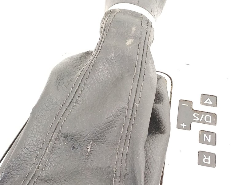 Recambio de pomo palanca cambio para skoda octavia combi (5e5) 2.0 tdi referencia OEM IAM 5E1713123AK  