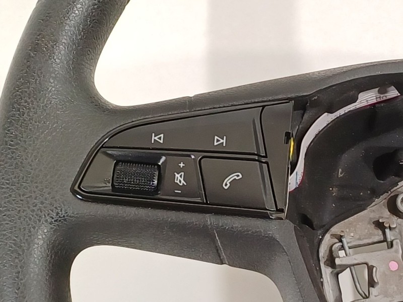 Recambio de volante para seat ibiza (kj1) reference plus referencia OEM IAM 5F0419091A  