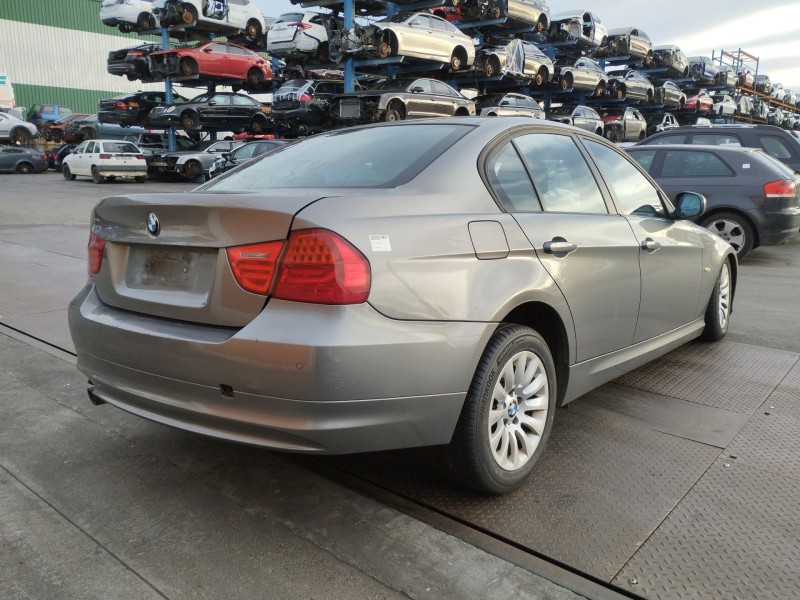 bmw serie 3 berlina (e90) del año 2009