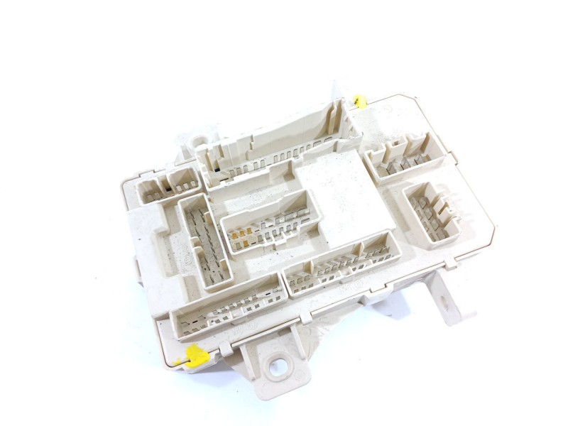 Recambio de caja reles / fusibles para hyundai i30 classic referencia OEM IAM 919501H510  919501H51010