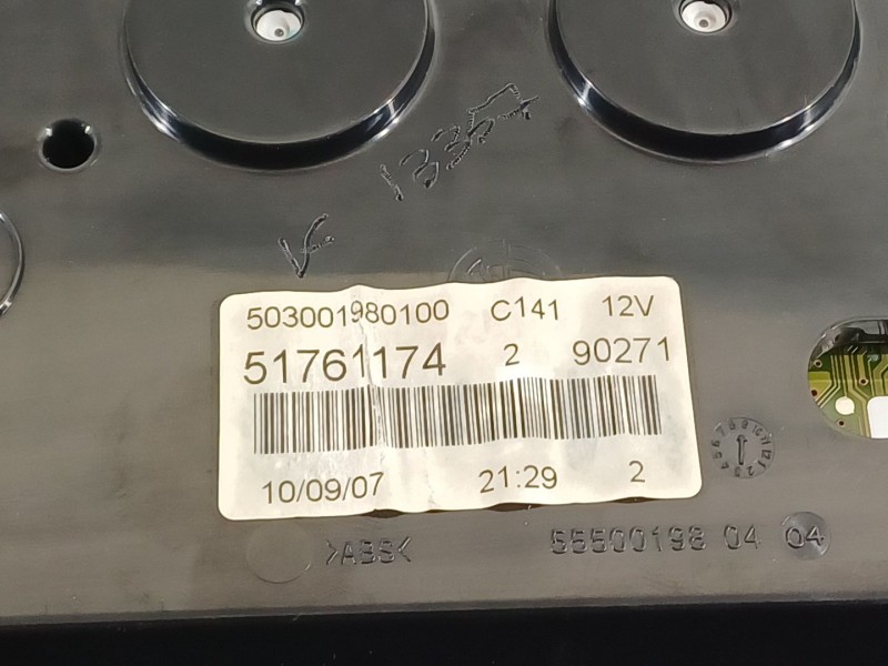 Recambio de cuadro instrumentos para fiat bravo ii (198_) 1.9 d multijet (198axb1a) referencia OEM IAM 51761174  