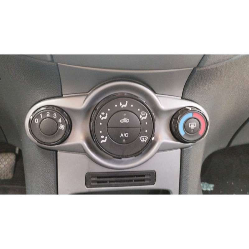 Recambio de mando climatizador para ford fiesta (cb1) ambiente referencia OEM IAM 8A6119980AE  